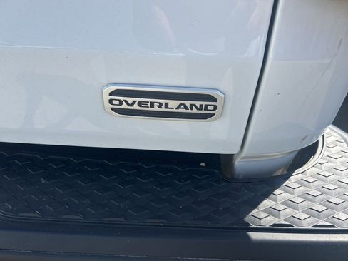 Used 2021 Jeep Gladiator Overland w/ Popular Equipment Package image 5