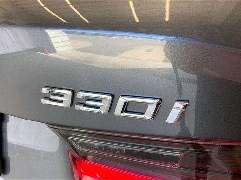 Used 2022 BMW 330i xDrive Sedan w/ Driving Assistance Package AWD/4WD image 19