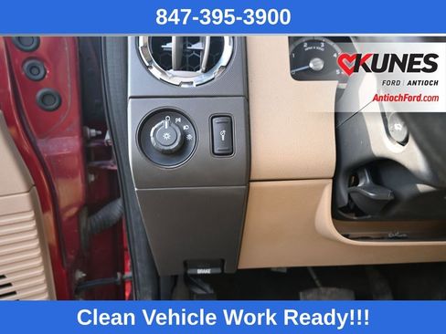 Used 2016 Ford F550 2WD Regular Cab Super Duty w/ XLT Interior Package image 21