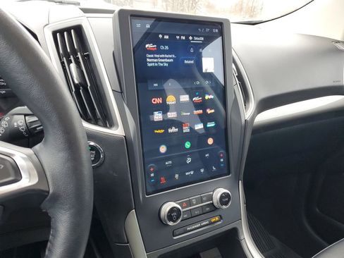 Used 2023 Ford Edge SEL w/ Convenience Package image 25