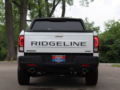 Used 2024 Honda Ridgeline Sport image 7