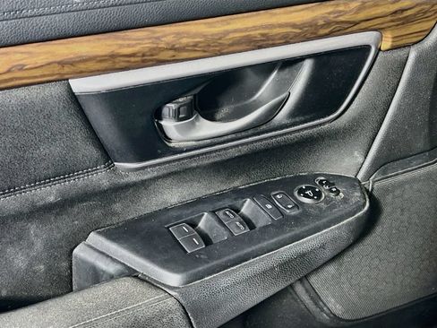 Used 2018 Honda CR-V EX image 10