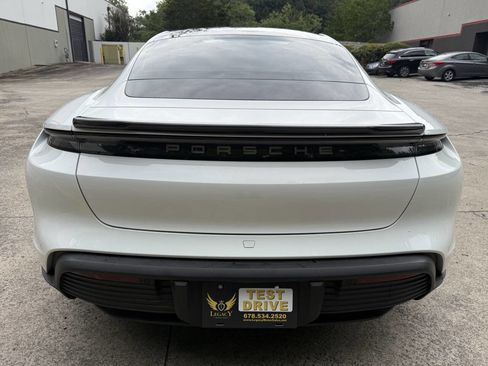 Used 2022 Porsche Taycan RWD image 12