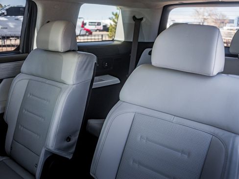 Used 2024 Hyundai Santa Fe Calligraphy image 36