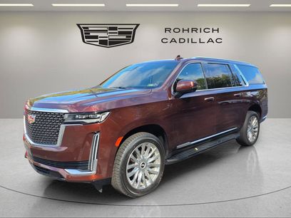 Certified 2022 Cadillac Escalade ESV Premium Luxury w/ LPO, Illumination Package