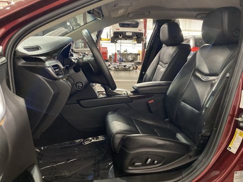 Used 2017 Cadillac XTS Luxury image 9