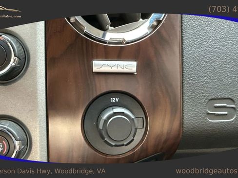 Used 2015 Ford F250 Lariat w/ Lariat Ultimate Package image 30