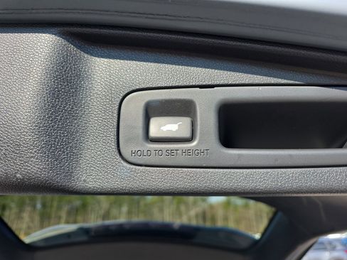 Used 2020 Honda CR-V Touring image 14