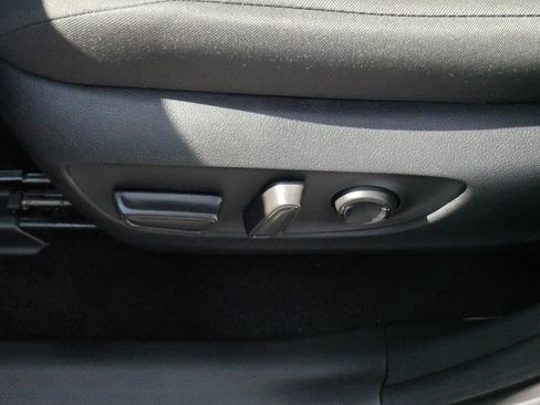 Certified 2025 Toyota RAV4 XLE AWD/4WD image 20
