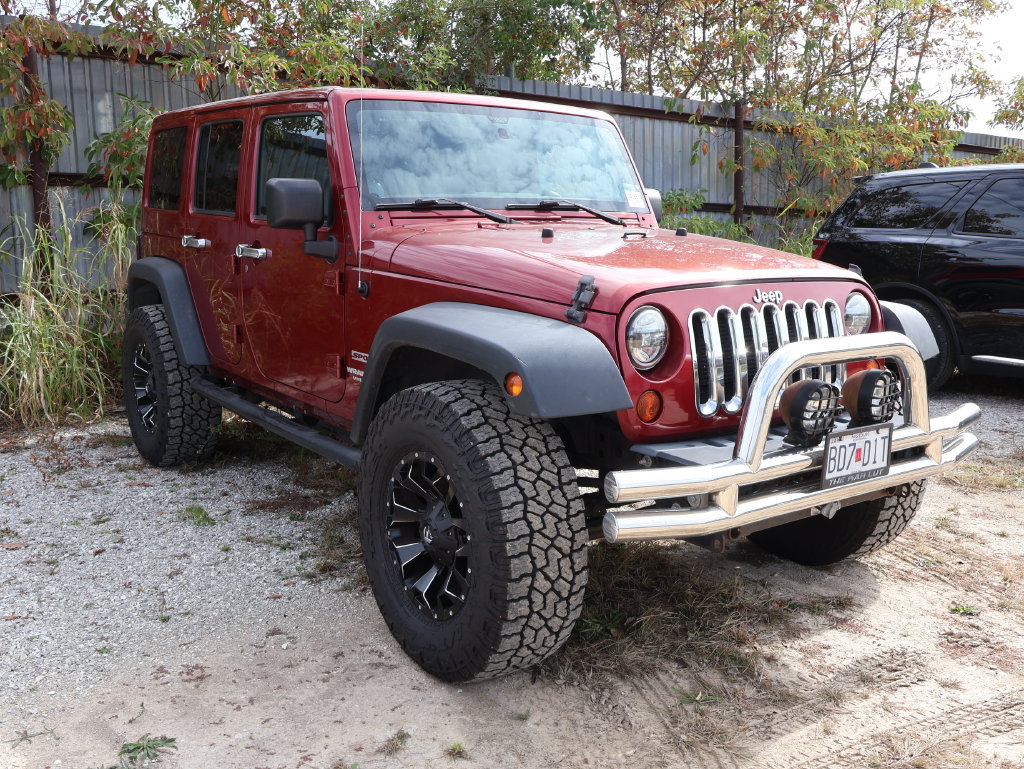 Used 2012 Jeep Wrangler Unlimited Sport AWD/4WD image 16
