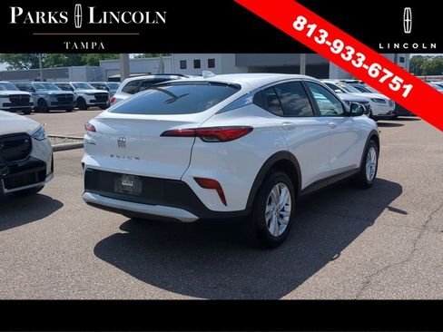 Used 2024 Buick Envista Preferred FWD image 4