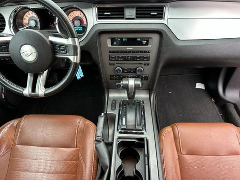 Used 2011 Ford Mustang GT image 13