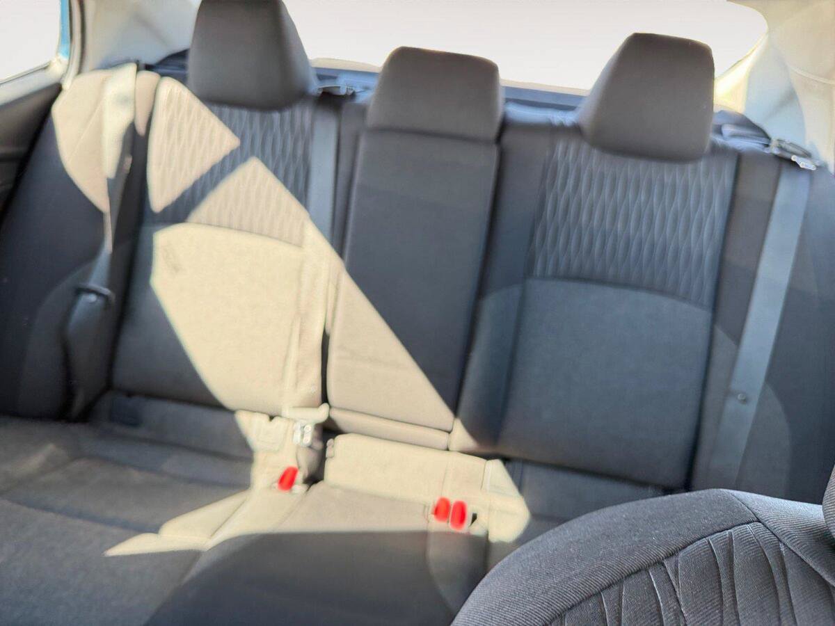 Used 2025 Toyota Camry LE FWD image 13