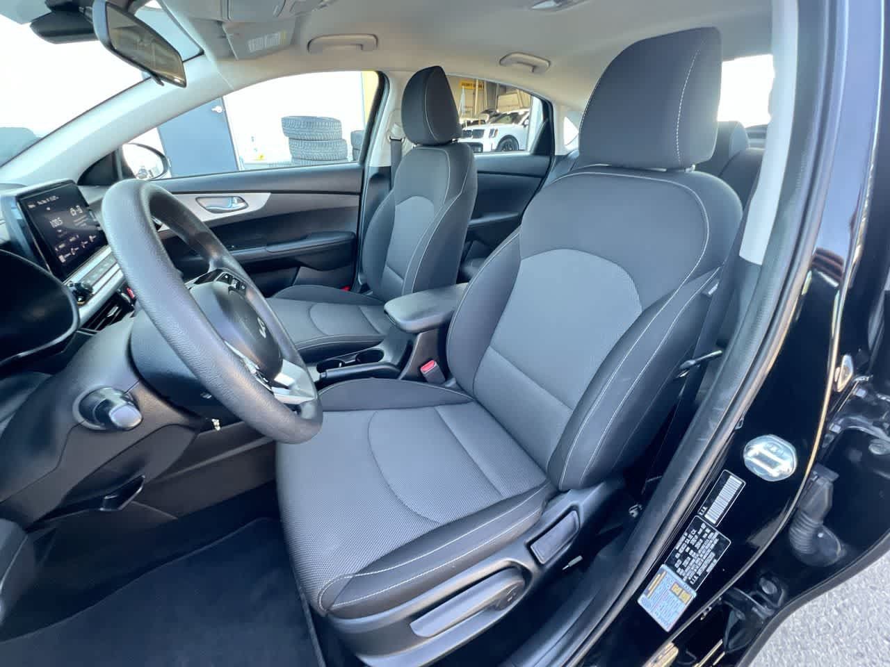 Certified 2023 Kia Forte LXS FWD image 11