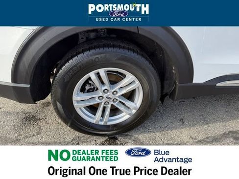 Used 2022 Ford Explorer XLT w/ Equipment Group 202A AWD/4WD image 33