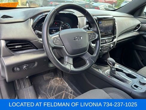 Used 2023 Chevrolet Traverse LT w/ Midnight/Sport Edition AWD/4WD image 7