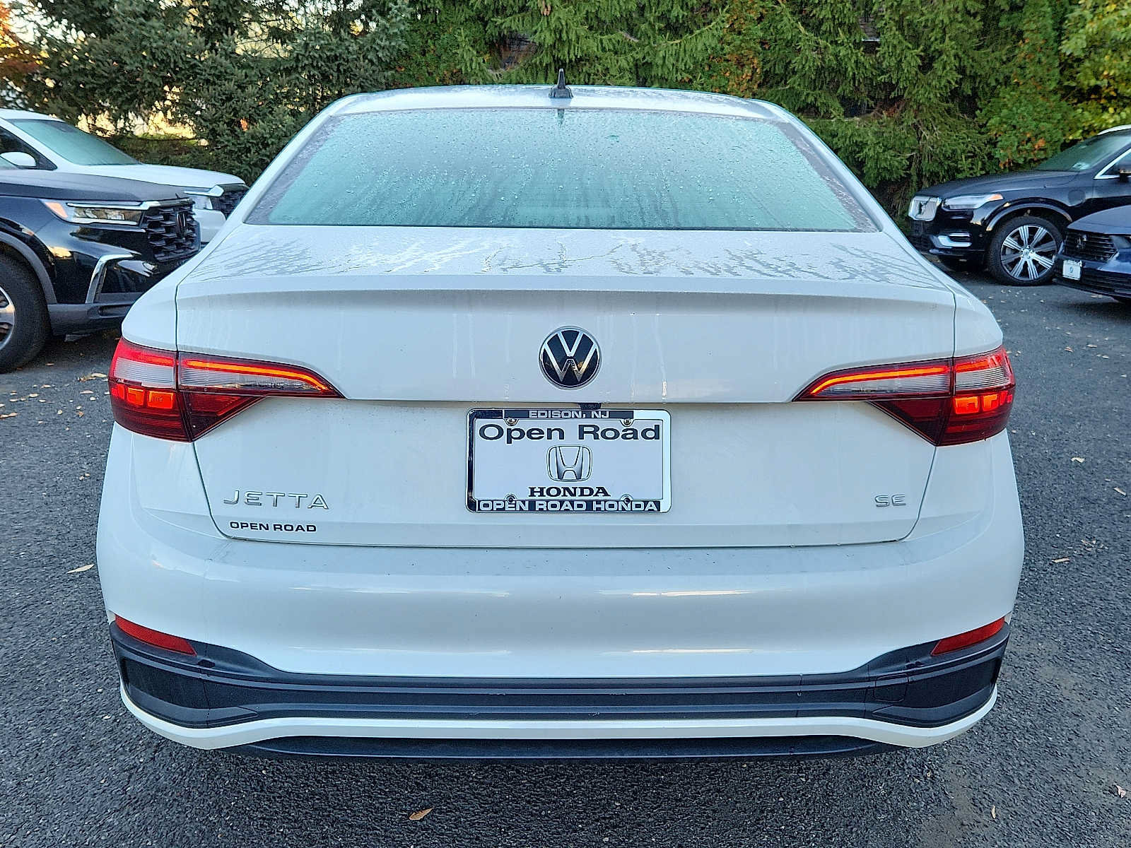 Used 2023 Volkswagen Jetta SE FWD image 5