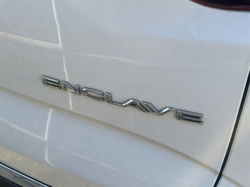 Used 2019 Buick Enclave Essence FWD image 6