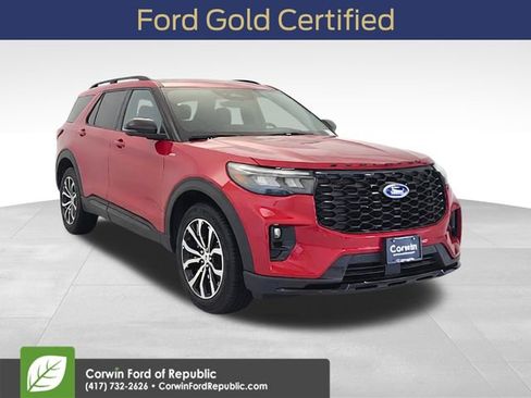 Certified 2025 Ford Explorer ST-Line AWD/4WD image 1