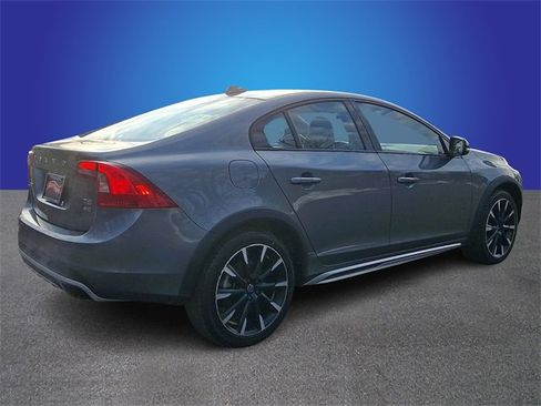 Used 2016 Volvo S60 T5 Cross Country Platinum image 4