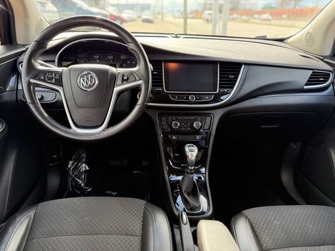 Used 2018 Buick Encore Preferred image 31