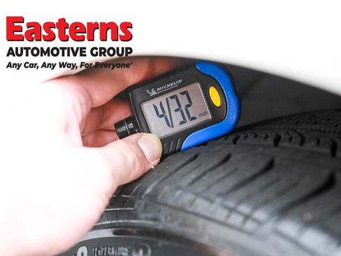 Used 2022 Nissan Altima 2.5 SV w/ SV Premium Package image 26