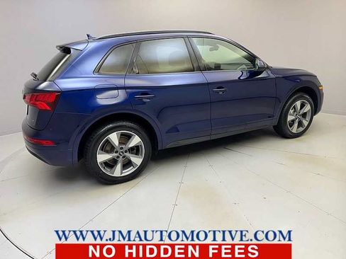 Used 2020 Audi Q5 2.0T Premium w/ Titanium Sport Package AWD/4WD image 5