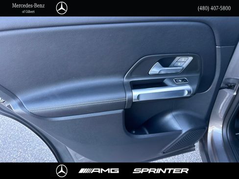 Certified 2022 Mercedes-Benz GLB 250 image 21
