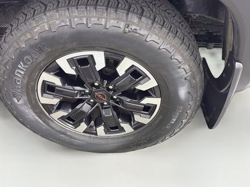 Used 2023 Nissan Frontier Pro-X w/ Technology Package RWD image 11