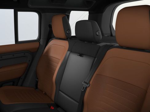 New 2026 Land Rover Defender 110 AWD/4WD image 7