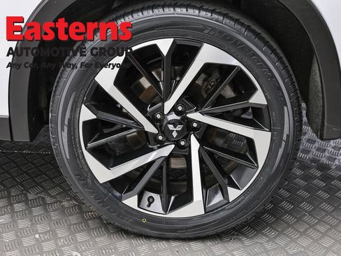 Used 2024 Mitsubishi Outlander SE AWD/4WD image 8