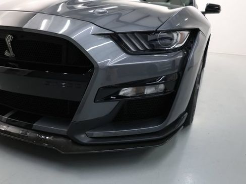 Used 2022 Ford Mustang Shelby GT500 w/ Carbon Fiber Track Pack RWD image 65