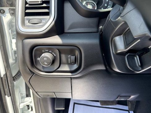 Used 2024 RAM 2500 Big Horn image 16