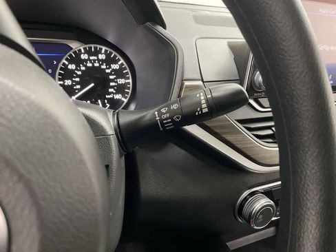 Used 2025 Nissan Altima 2.5 SV image 23