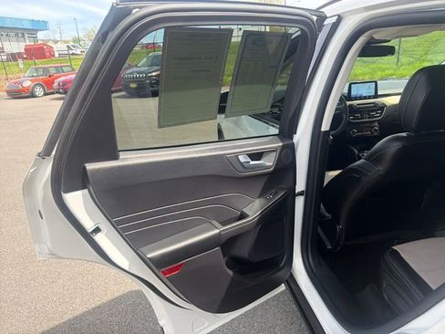 Used 2022 Ford Escape Titanium w/ Titanium Elite Package AWD/4WD image 23