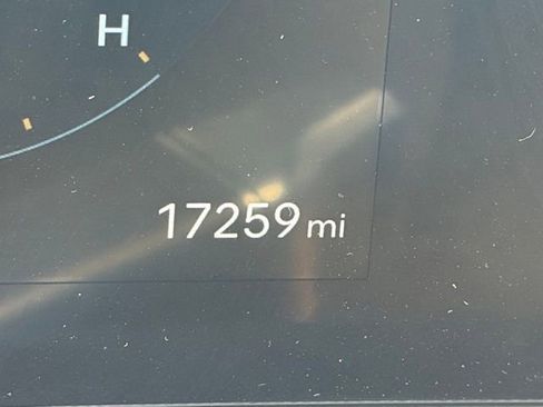 Used 2024 Hyundai Sonata Limited image 16