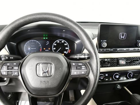 Used 2023 Honda HR-V LX image 16