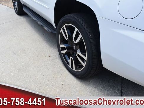 Used 2020 Chevrolet Tahoe Premier RWD image 17