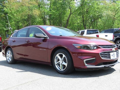 Used 2016 Chevrolet Malibu LS FWD image 3