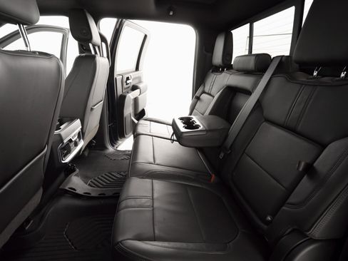 Used 2020 Chevrolet Silverado 2500 High Country w/ Z71 Off-Road Package image 26