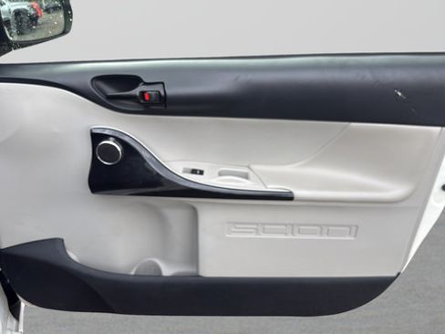 Used 2013 Scion iQ FWD image 25