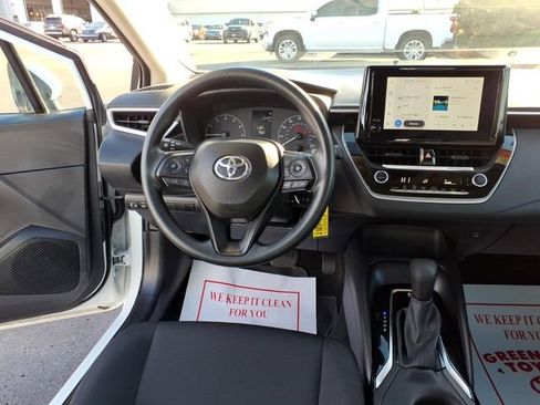 Used 2024 Toyota Corolla LE image 12