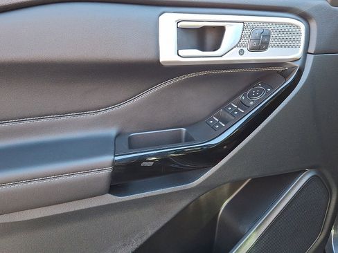 Used 2023 Ford Explorer ST w/ Equipment Group 401A image 12