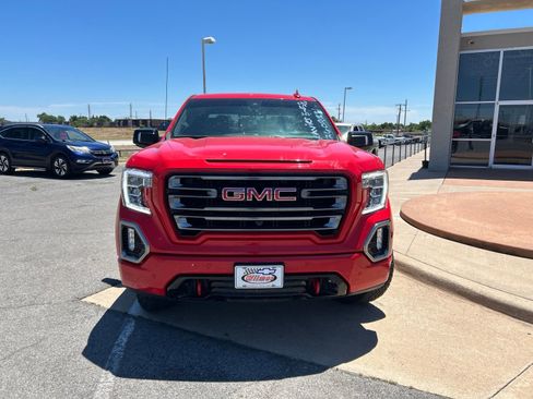 Used 2021 GMC Sierra 1500 AT4 w/ AT4 Premium Package AWD/4WD image 2