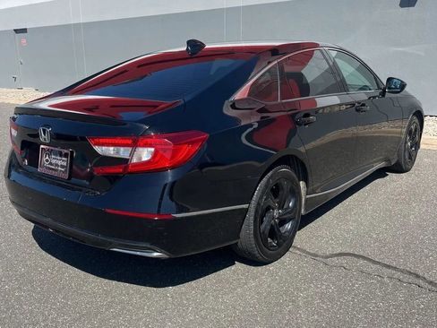 Used 2019 Honda Accord EX image 5