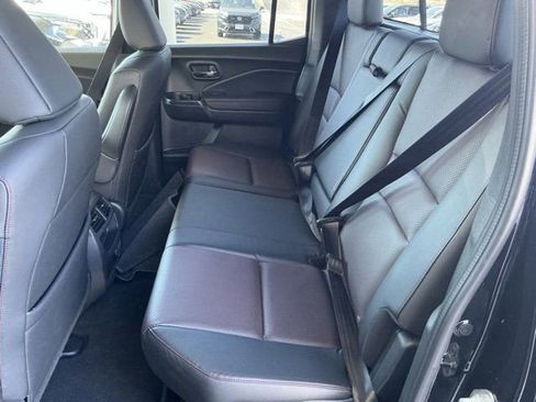 Used 2023 Honda Ridgeline Black Edition image 15