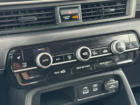 Certified 2024 Honda Pilot EX-L image 23