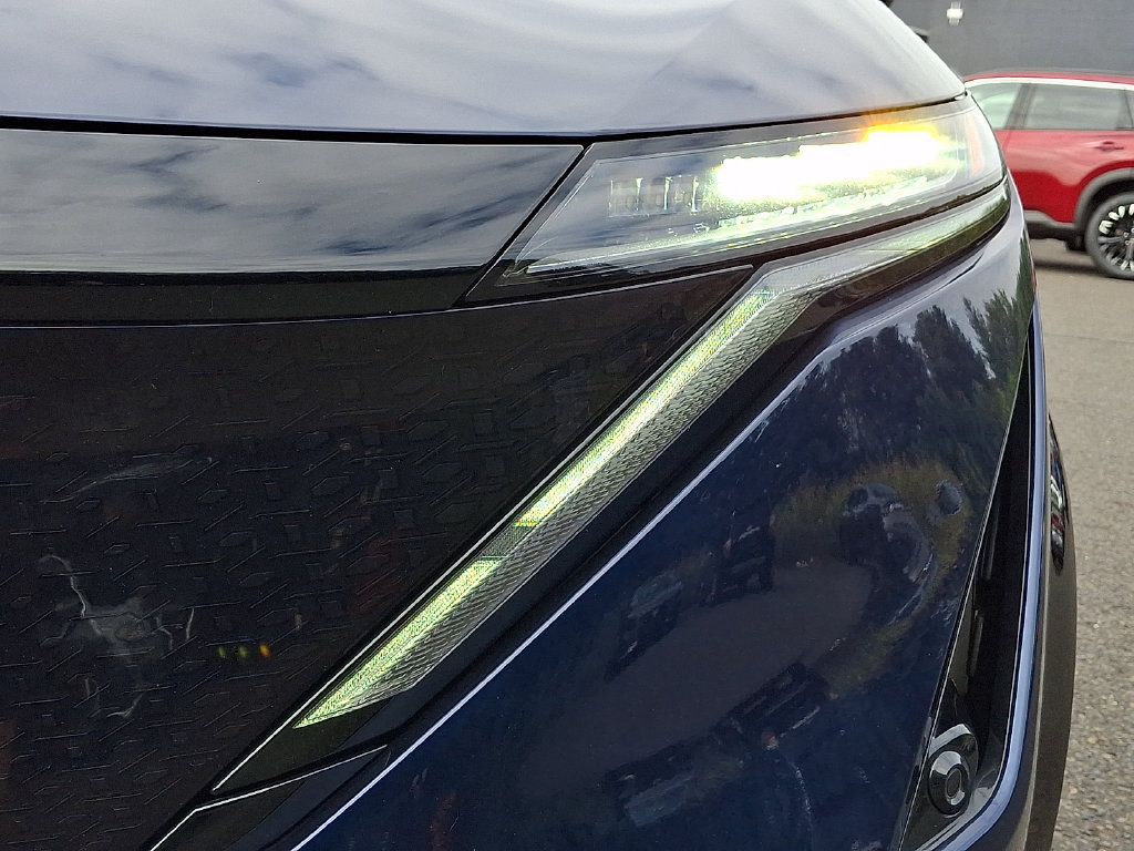 Certified 2024 Nissan Ariya AWD image 10