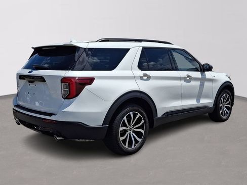 Certified 2022 Ford Explorer ST-Line w/ Class IV Trailer Tow Package RWD image 6