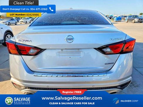 Used 2020 Nissan Altima 2.0 Platinum FWD image 8